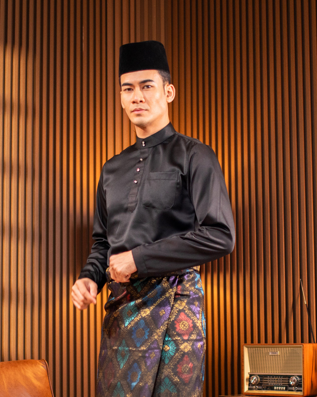 Aiman #205 Black